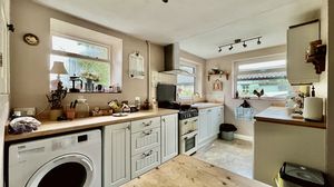 Photo 7- click for photo gallery